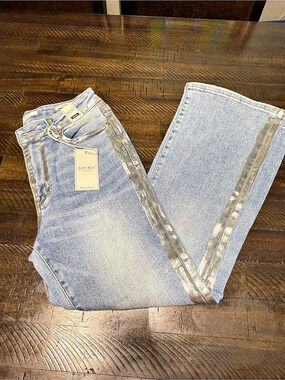 Judy Blue Kick Flare Mid Rise Jeans Blue Waist 27 NWT